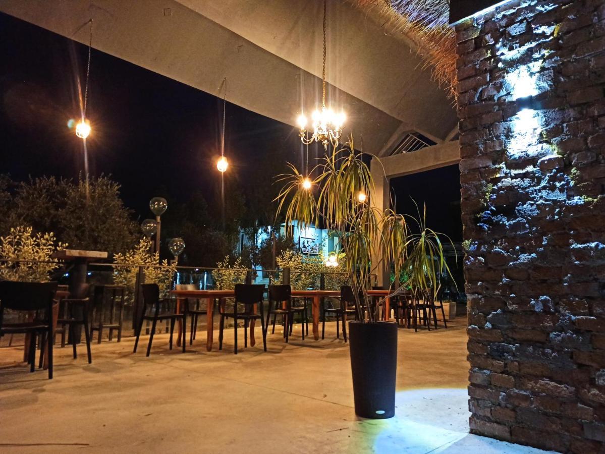 Kavalona Park Hotel Vlore Luaran gambar