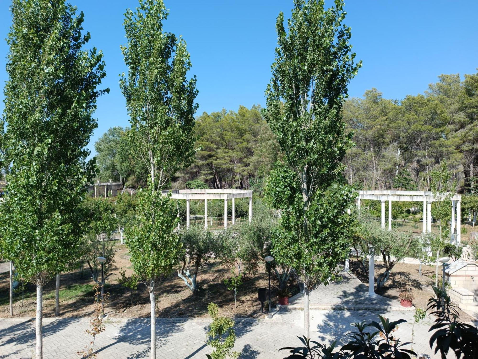 Kavalona Park Hotel Vlore Bilik gambar