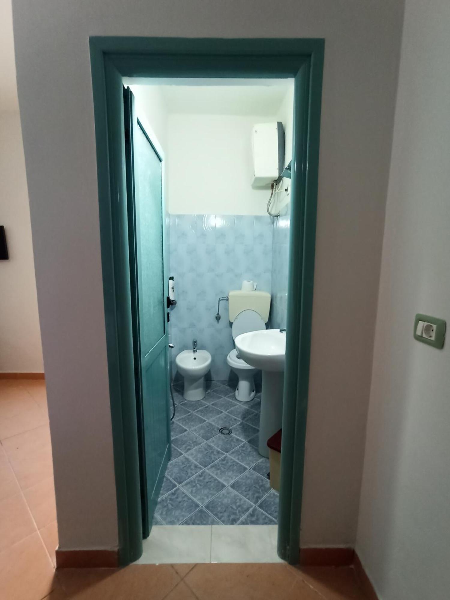 Kavalona Park Hotel Vlore Bilik gambar