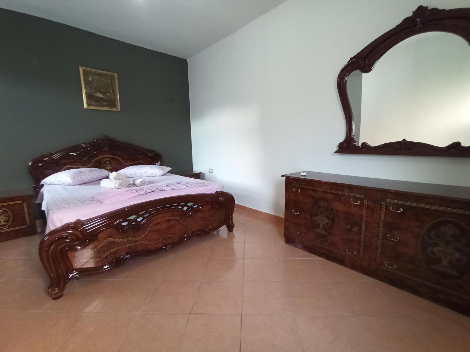 Kavalona Park Hotel Vlore Bilik gambar