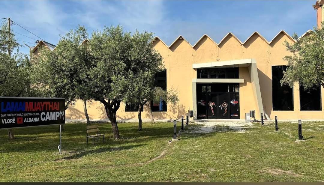 Kavalona Park Hotel Zvernec Luaran gambar